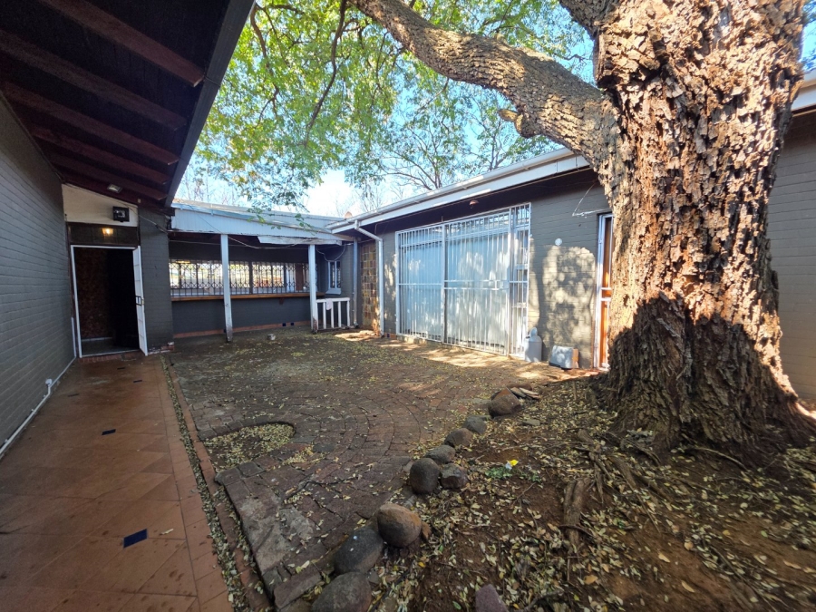 16 Bedroom Property for Sale in Universitas Free State